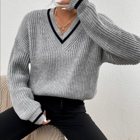 Shein NEW Light Grey Ribbed Knit Sweater Size S(4) - Picture 1 of 5